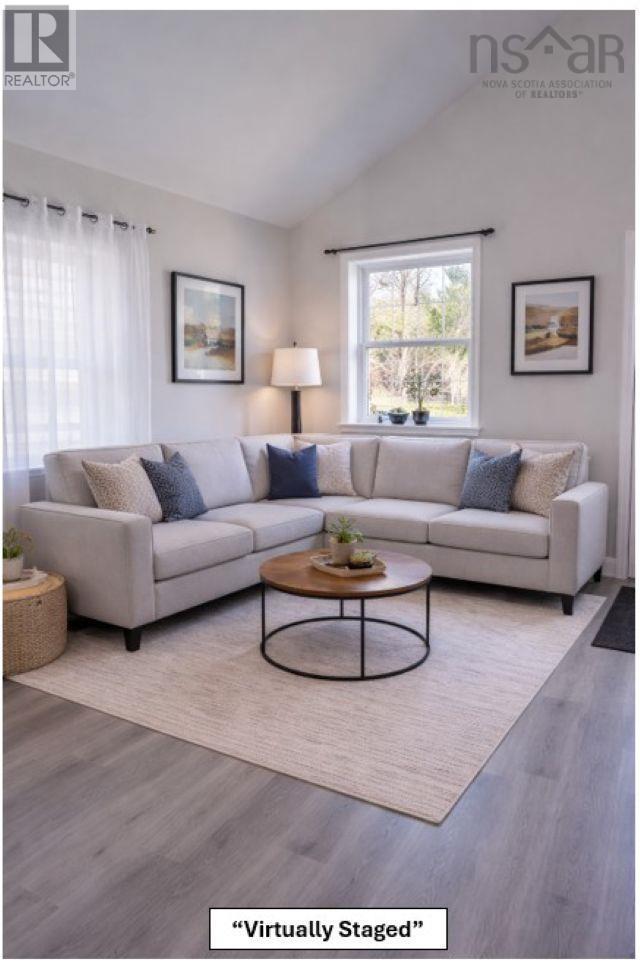 165 St. Phillips Street, Bridgewater, Nova Scotia  B4V 1W6 - Photo 4 - 202529313