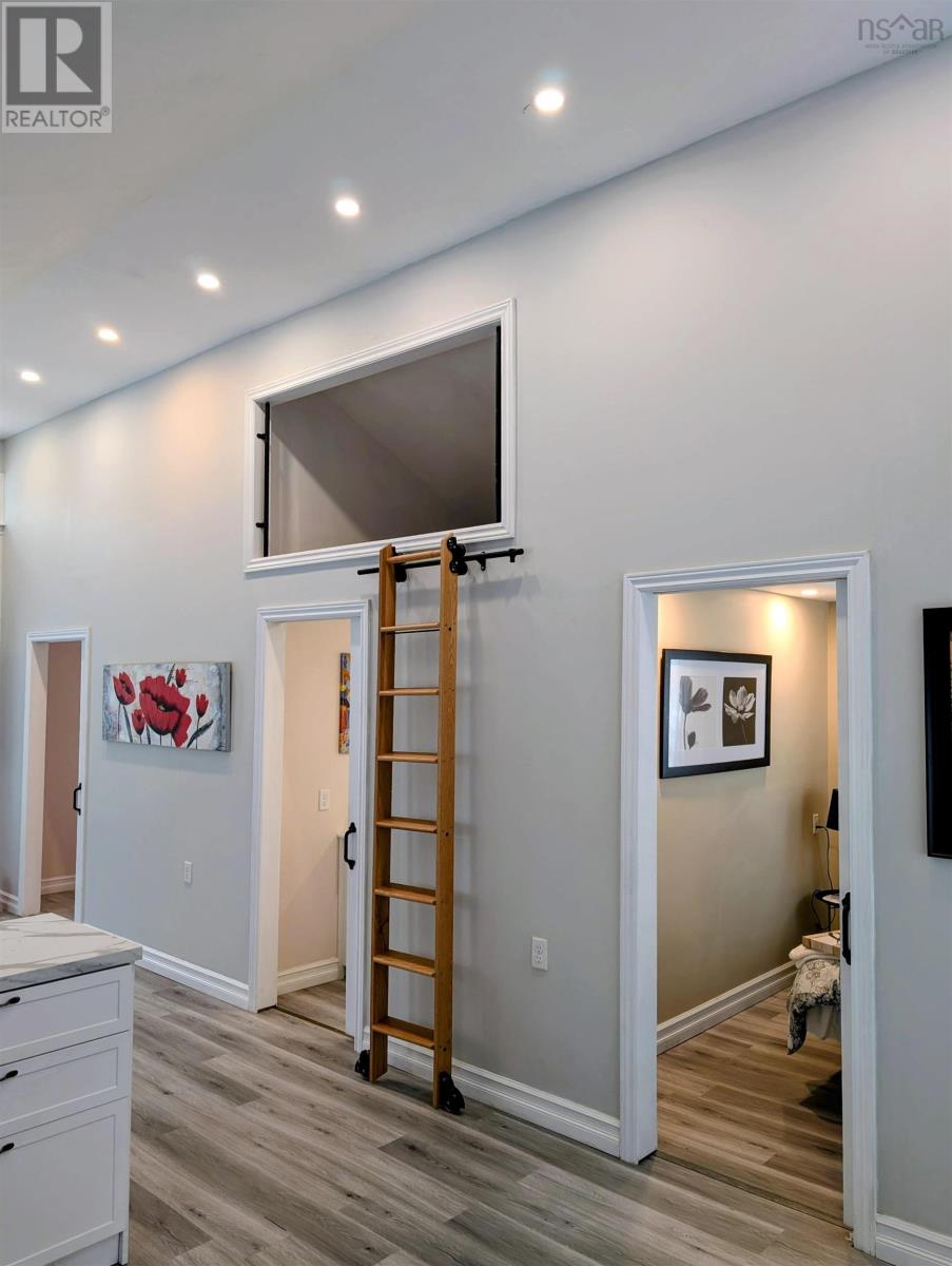 165 St. Phillips Street, Bridgewater, Nova Scotia  B4V 1W6 - Photo 11 - 202529313