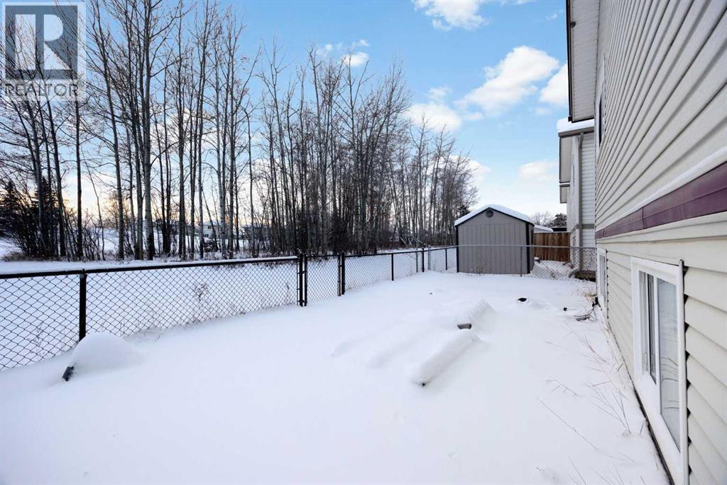 153 Leitner Gate, Fort Mcmurray, Alberta  T9K 2M4 - Photo 3 - A2275235