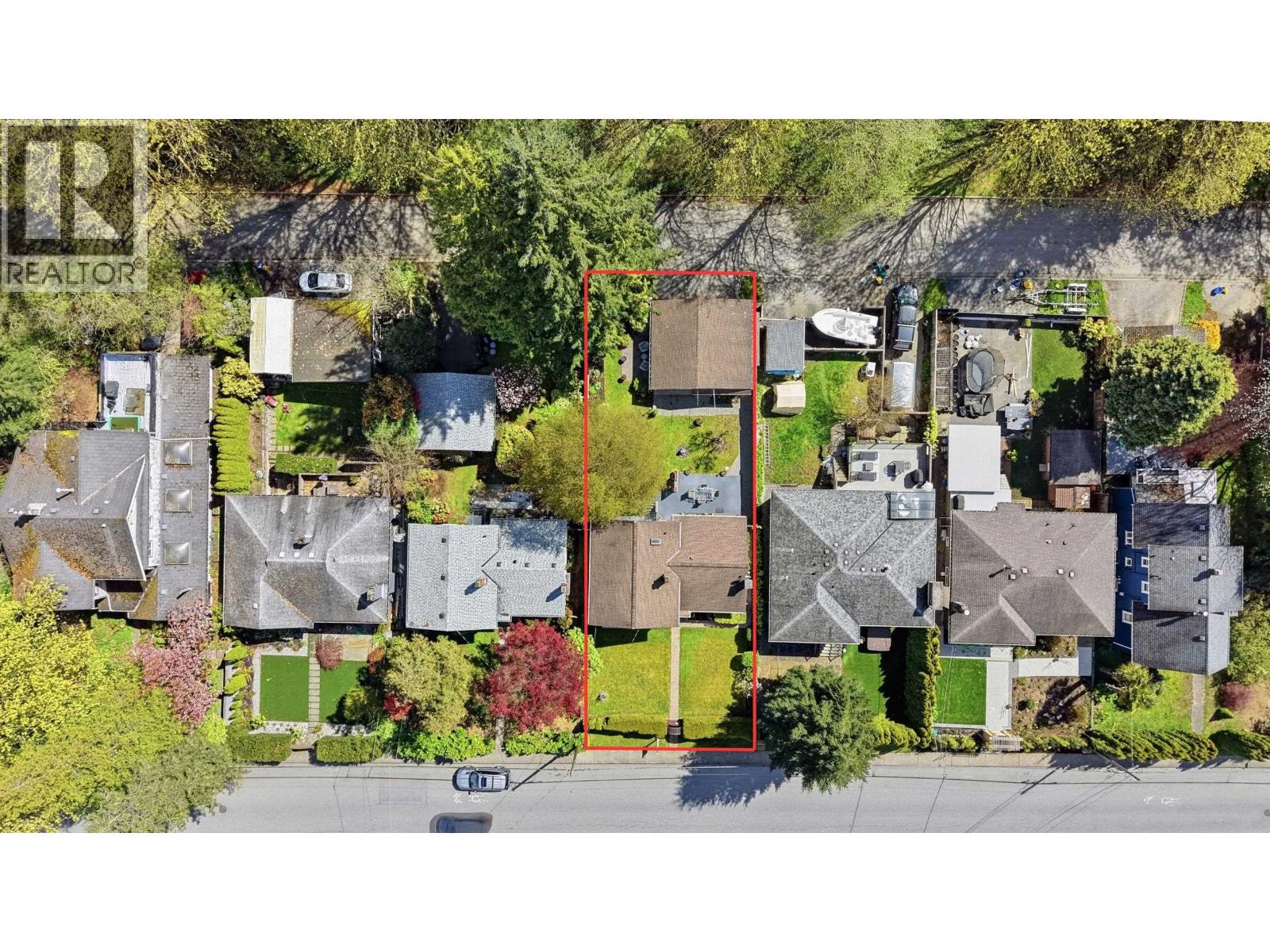 1852 Larson Road, North Vancouver, British Columbia  V7M 2Z6 - Photo 32 - R3112311