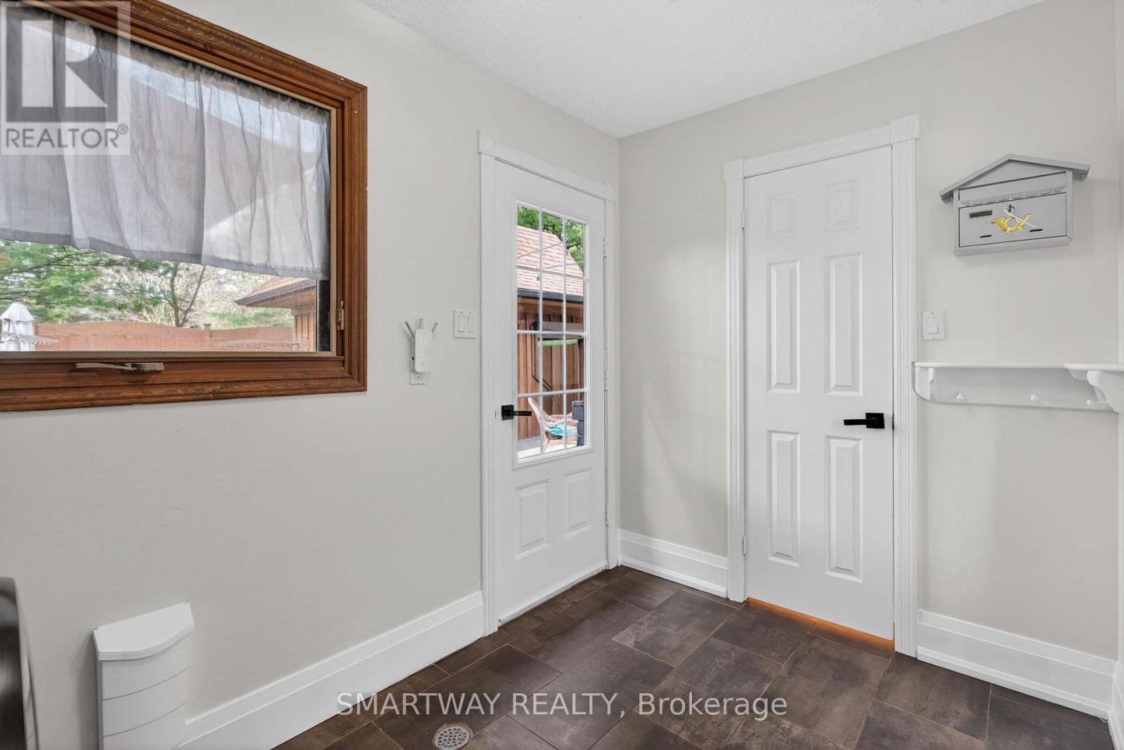 11 Meadow Drive, Caledon, Ontario  L7K 1A2 - Photo 17 - W13007786