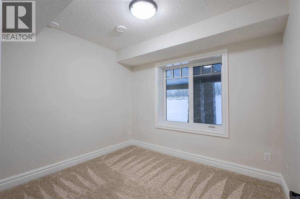 88 Willow Creek View, Rural Rocky View County, Alberta  T3R 0K3 - Photo 42 - A2300036