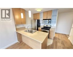 3008 909 MAINLAND STREET, Vancouver, British Columbia