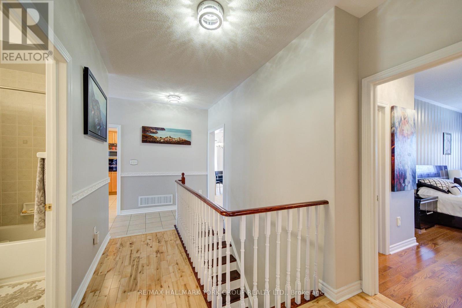 26 Regalia Way, Barrie (Innis-Shore), Ontario  L4M 7H7 - Photo 17 - S13017548