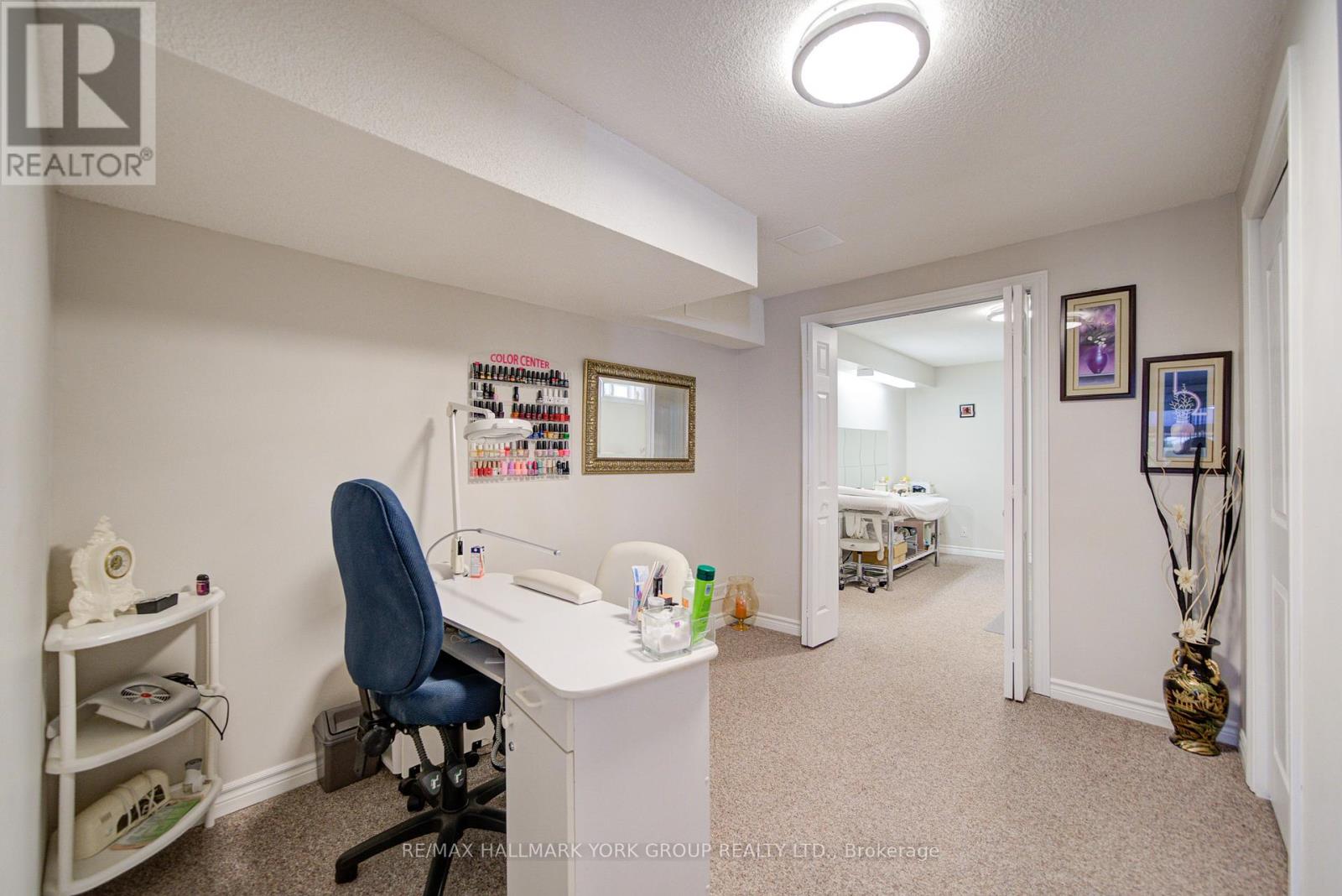 26 Regalia Way, Barrie (Innis-Shore), Ontario  L4M 7H7 - Photo 30 - S13017548