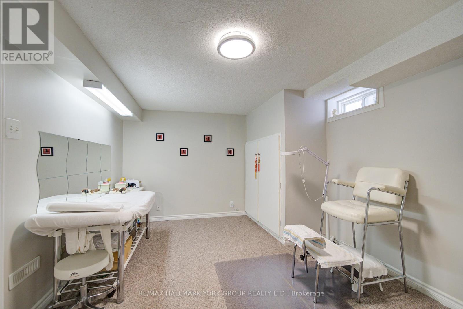 26 Regalia Way, Barrie (Innis-Shore), Ontario  L4M 7H7 - Photo 31 - S13017548