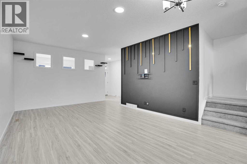 55 Setonstone Landing Se, Calgary, Alberta  T3M 3J7 - Photo 2 - A2302101