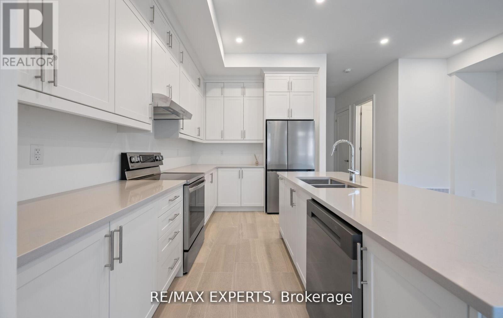 3304 Azam Way, Oakville, Ontario  L6M 4K1 - Photo 11 - W13017538