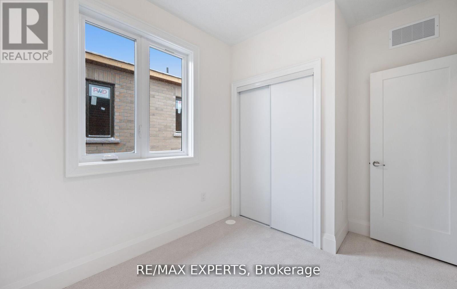 3304 Azam Way, Oakville, Ontario  L6M 4K1 - Photo 16 - W13017538