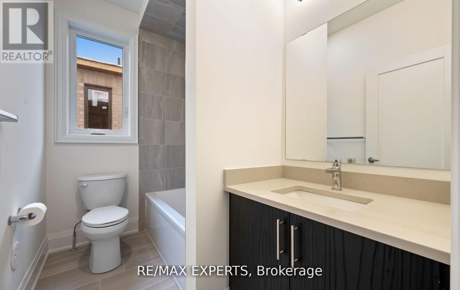 3304 Azam Way, Oakville, Ontario  L6M 4K1 - Photo 17 - W13017538