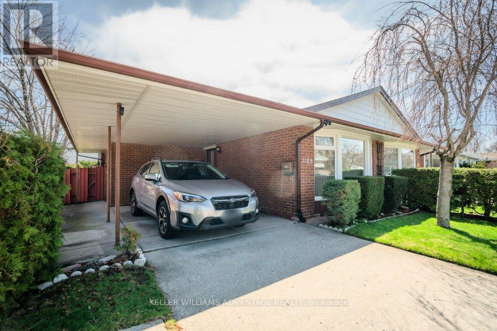 1188 Westerdam Road, Mississauga, Ontario  L4Y 2H4 - Photo 27 - W13017554