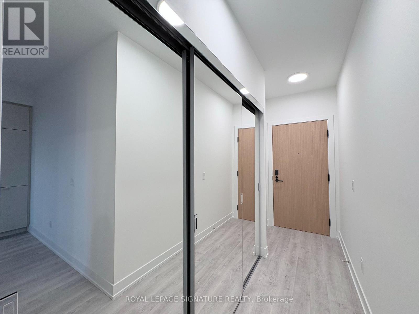 1810 - 60 Central Park Road Way, Toronto, Ontario  M9A 3K1 - Photo 3 - W13017560