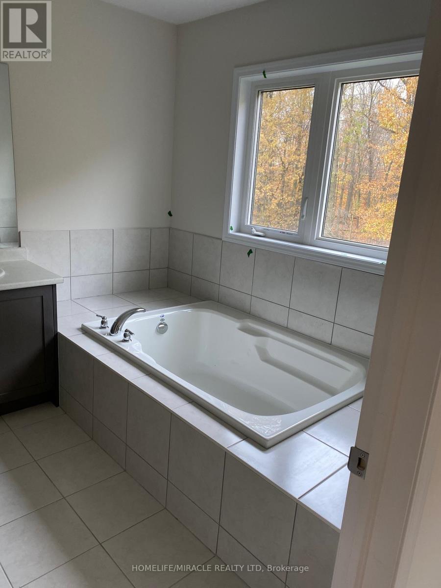 8731 Chickory Trail N, Niagara Falls, Ontario  L2H 2Y6 - Photo 10 - X13017558