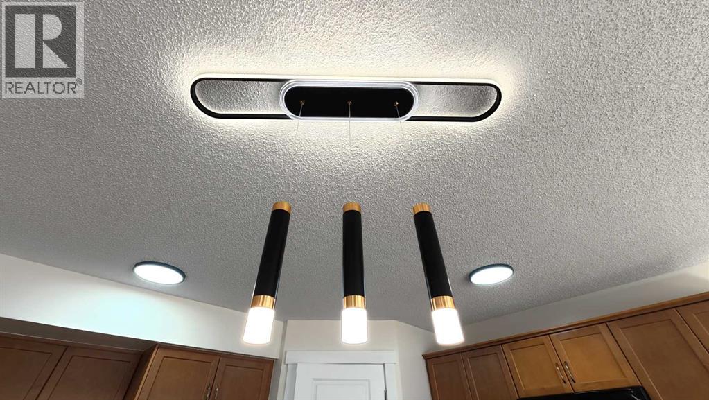 217 Coopers Grove SW, Airdrie, Alberta  T2B 0G4 - Photo 21 - A2303255