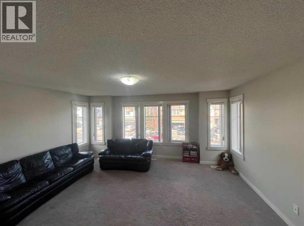 217 Coopers Grove SW, Airdrie, Alberta  T2B 0G4 - Photo 29 - A2303255