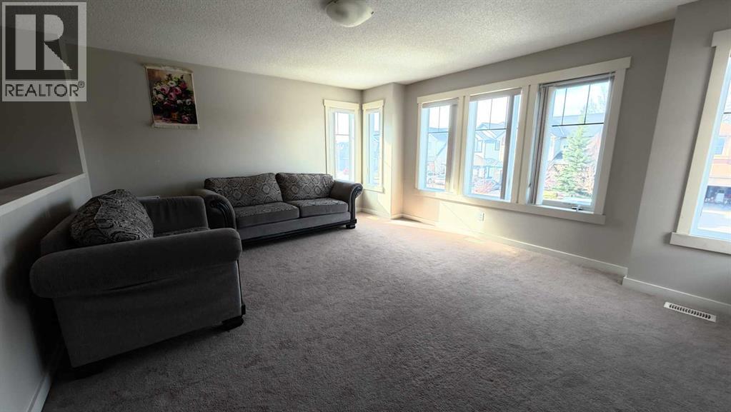 217 Coopers Grove SW, Airdrie, Alberta  T2B 0G4 - Photo 33 - A2303255