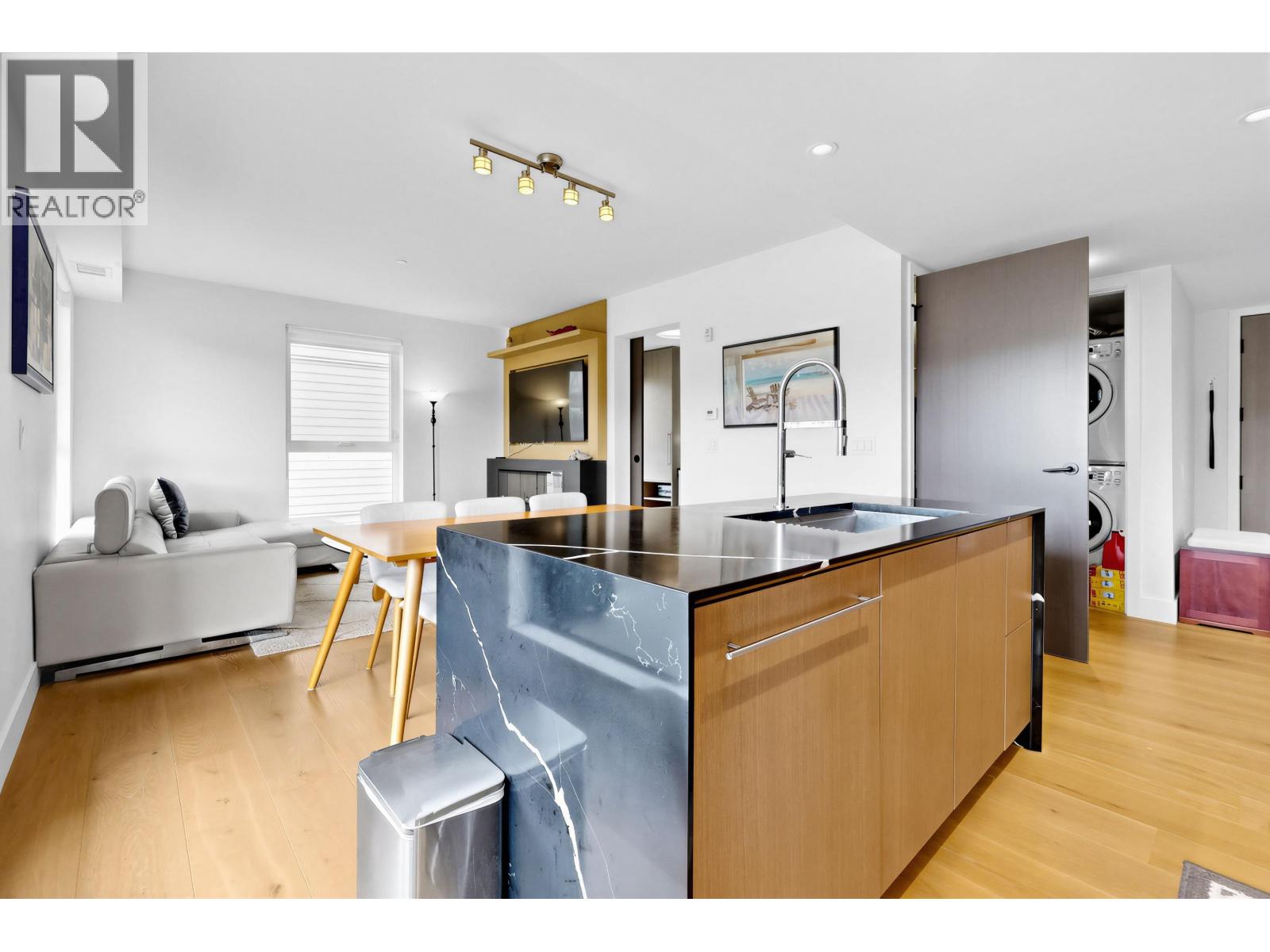 302 5089 Quebec Street, Vancouver, British Columbia  V5W 0E5 - Photo 12 - R3105278