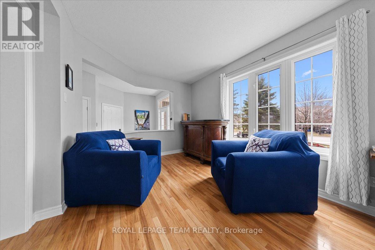 79 Saddlesmith Circle, Ottawa, Ontario  K2M 2Y5 - Photo 7 - X13017562