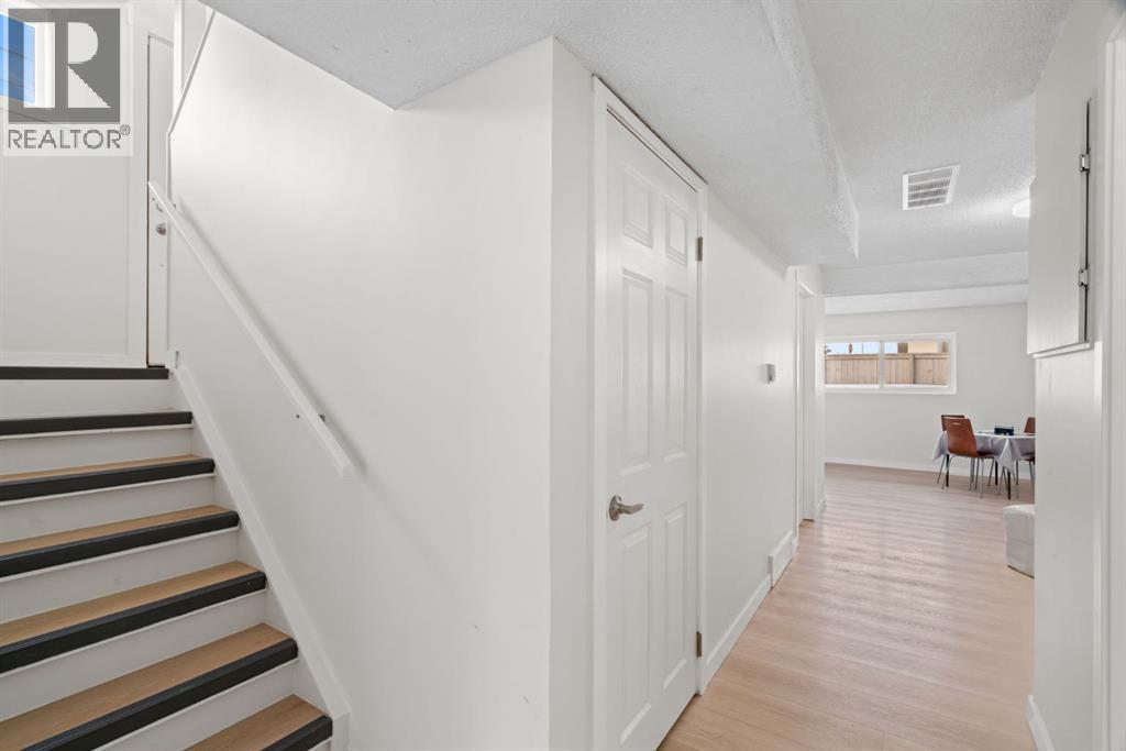 8547 47 Avenue Nw, Calgary, Alberta  T3B 1Z8 - Photo 21 - A2291404