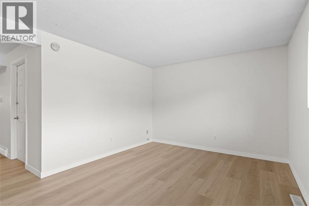 8547 47 Avenue Nw, Calgary, Alberta  T3B 1Z8 - Photo 25 - A2291404