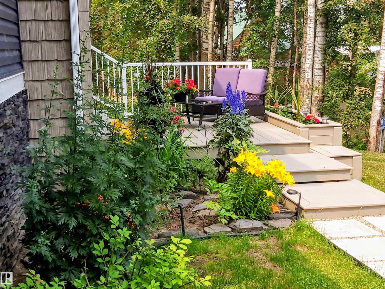 3 Conifer Cr, Rural Lac Ste. Anne County, Alberta  T0E 0V0 - Photo 3 - E4477703