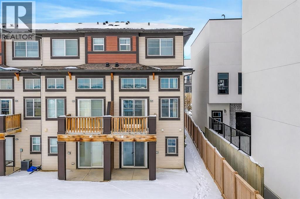 516 Sage Hill Grove Nw, Calgary, Alberta  T3R 0Z8 - Photo 3 - A2297487