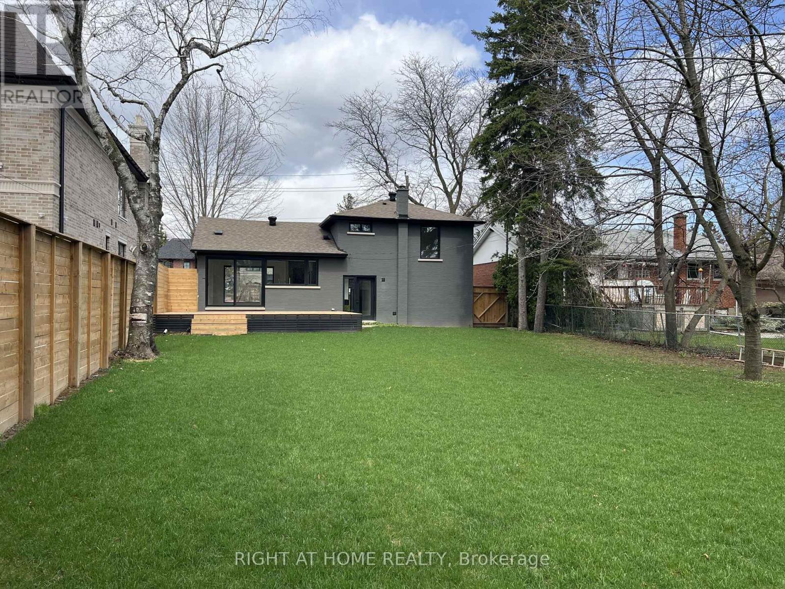 215 Churchill Avenue, Toronto, Ontario  M2R 1E2 - Photo 47 - C13017582