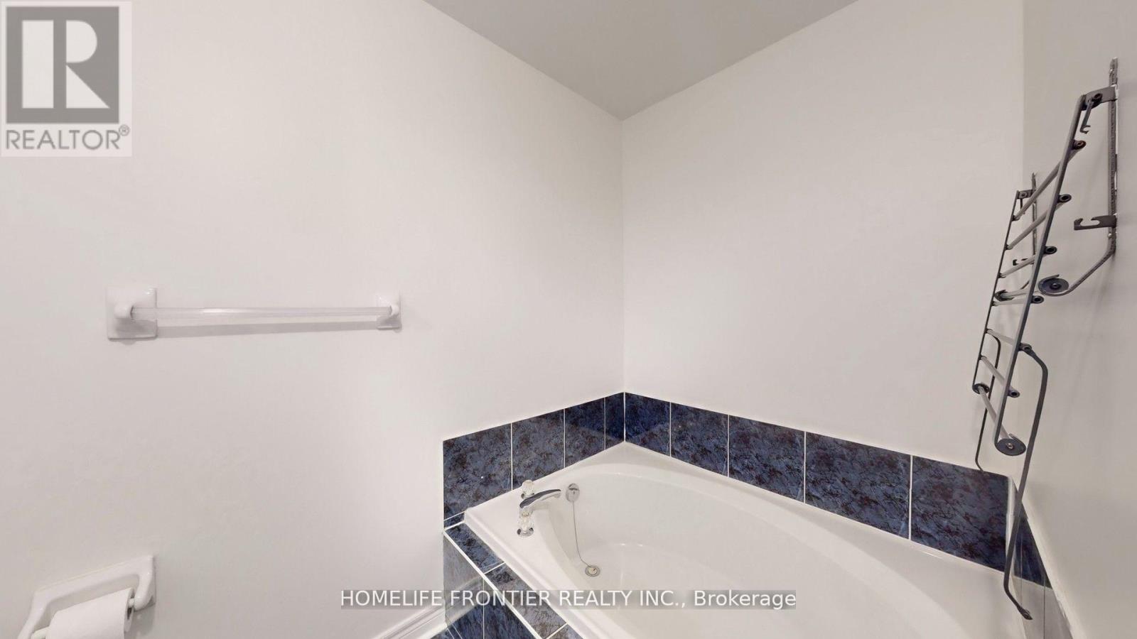 54 - 190 Harding Boulevard W, Richmond Hill, Ontario  L4C 0J9 - Photo 24 - N13017566