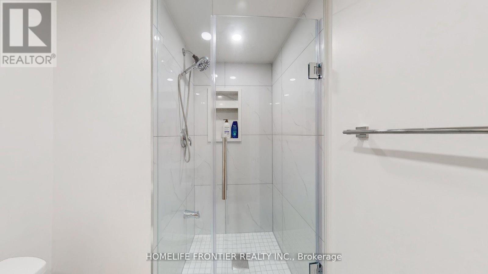 54 - 190 Harding Boulevard W, Richmond Hill, Ontario  L4C 0J9 - Photo 34 - N13017566