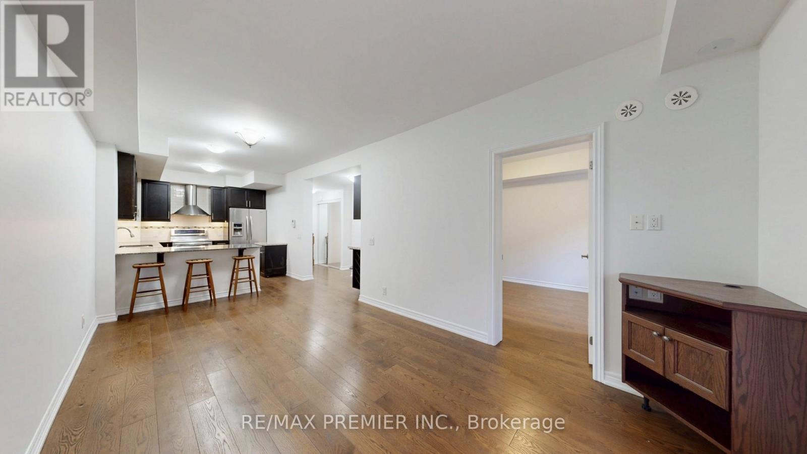 1 - 127 Silverwood Avenue, Richmond Hill, Ontario  L4S 0G3 - Photo 6 - N13017594