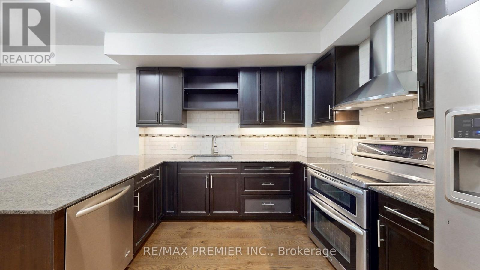 1 - 127 Silverwood Avenue, Richmond Hill, Ontario  L4S 0G3 - Photo 9 - N13017594