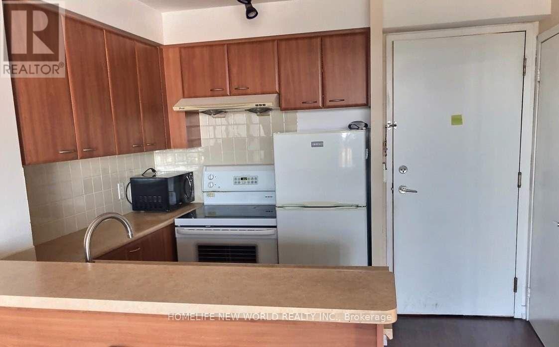 1906 - 36 Lee Centre Drive, Toronto, Ontario  M1H 3K2 - Photo 7 - E13014656