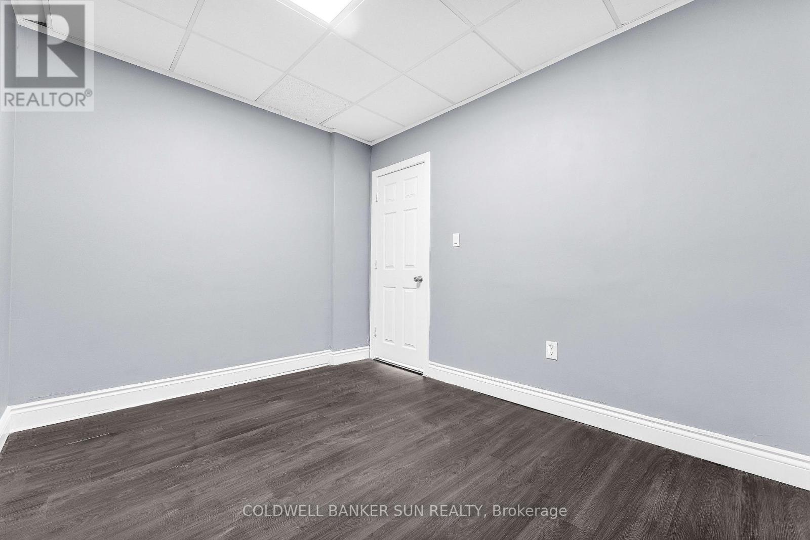 290 Dundas Street, Woodstock, Ontario  N4S 1B2 - Photo 13 - X12864616