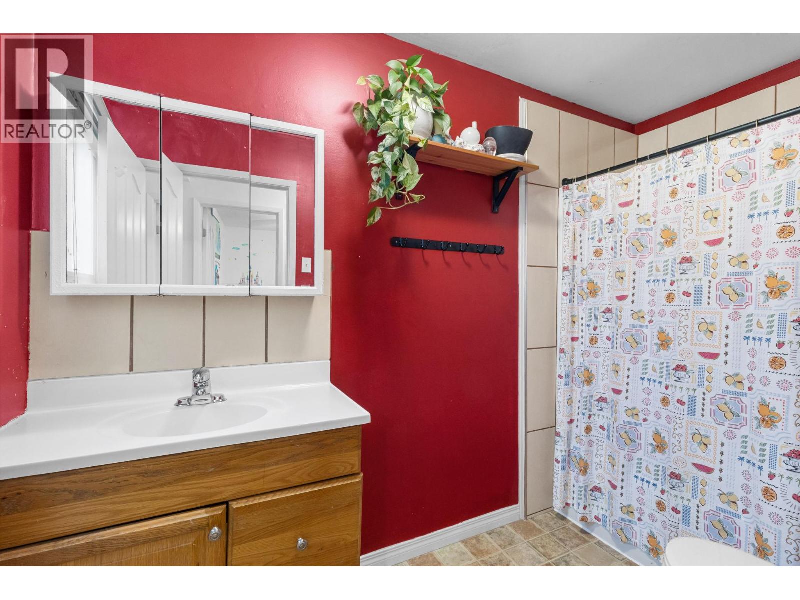 1808 45 Street Unit# 6, Vernon, British Columbia  V1T 7P8 - Photo 13 - 10370835