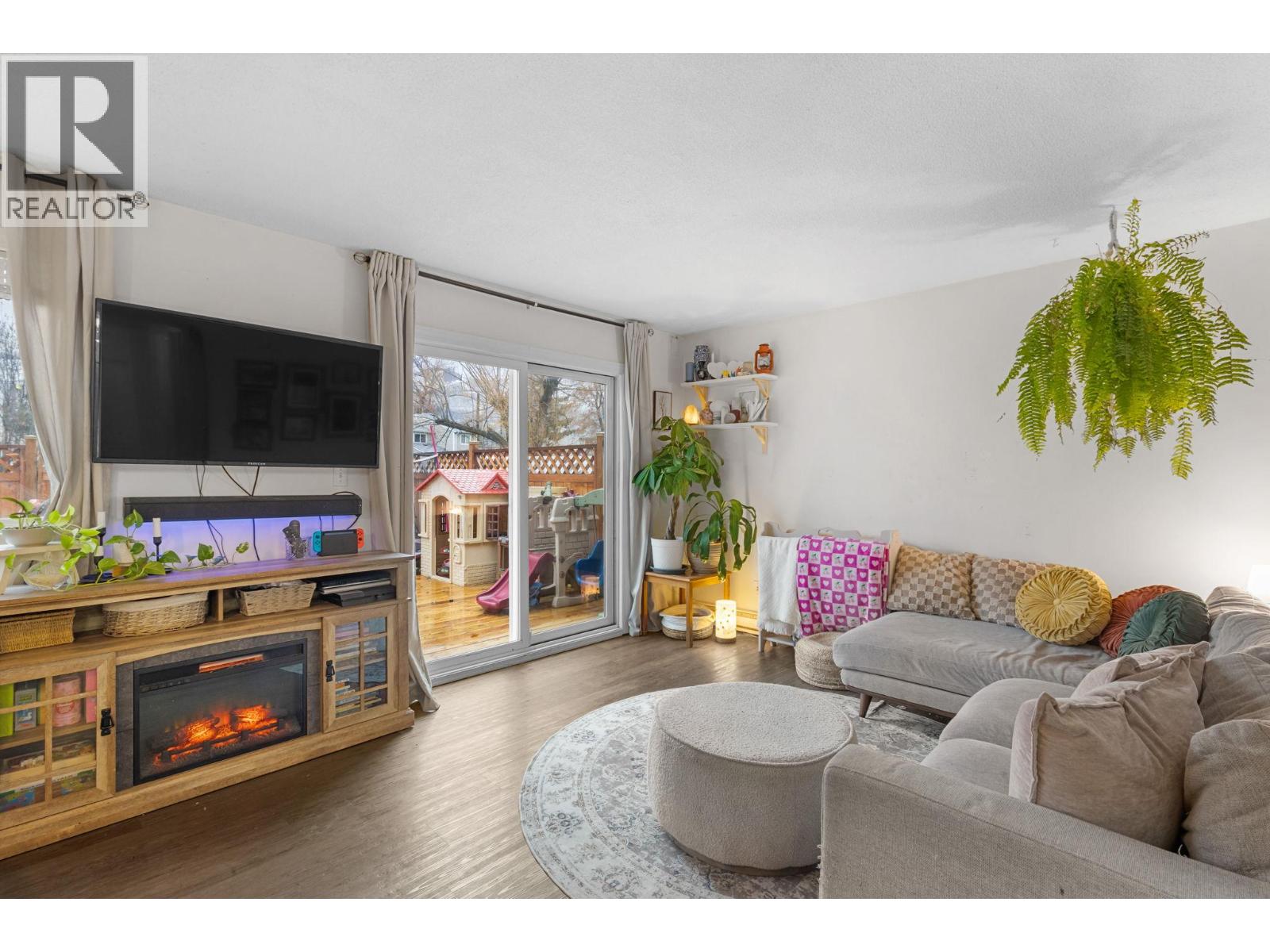 1808 45 Street Unit# 6, Vernon, British Columbia  V1T 7P8 - Photo 4 - 10370835