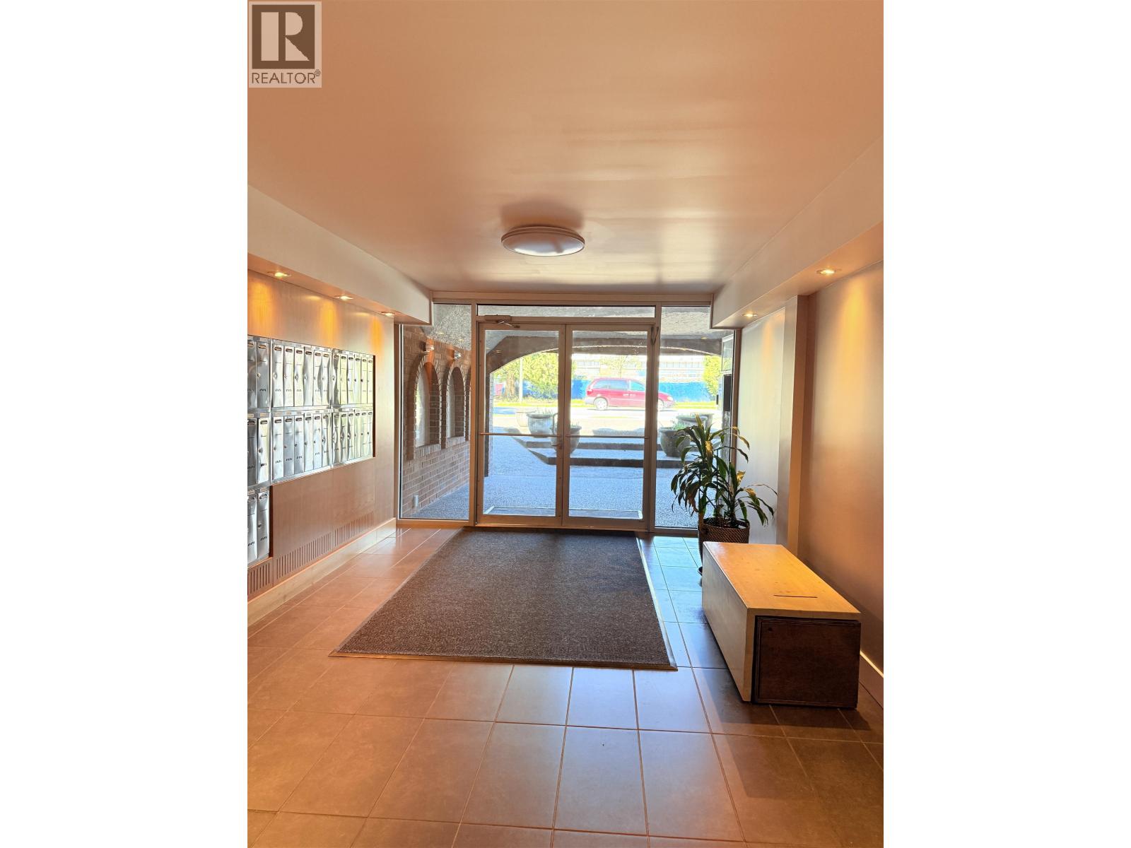 615 774 Great Northern Way, Vancouver, British Columbia  V5T 1E5 - Photo 13 - R3111937