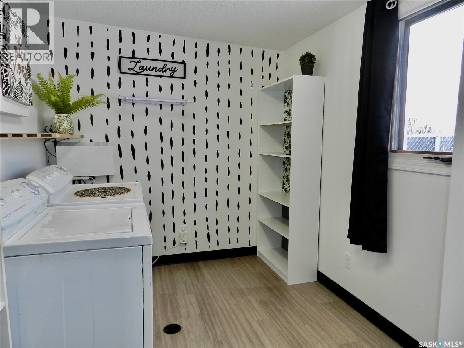 1030 Hochelaga Street W, Moose Jaw, Saskatchewan  S6H 2H9 - Photo 13 - SK033333