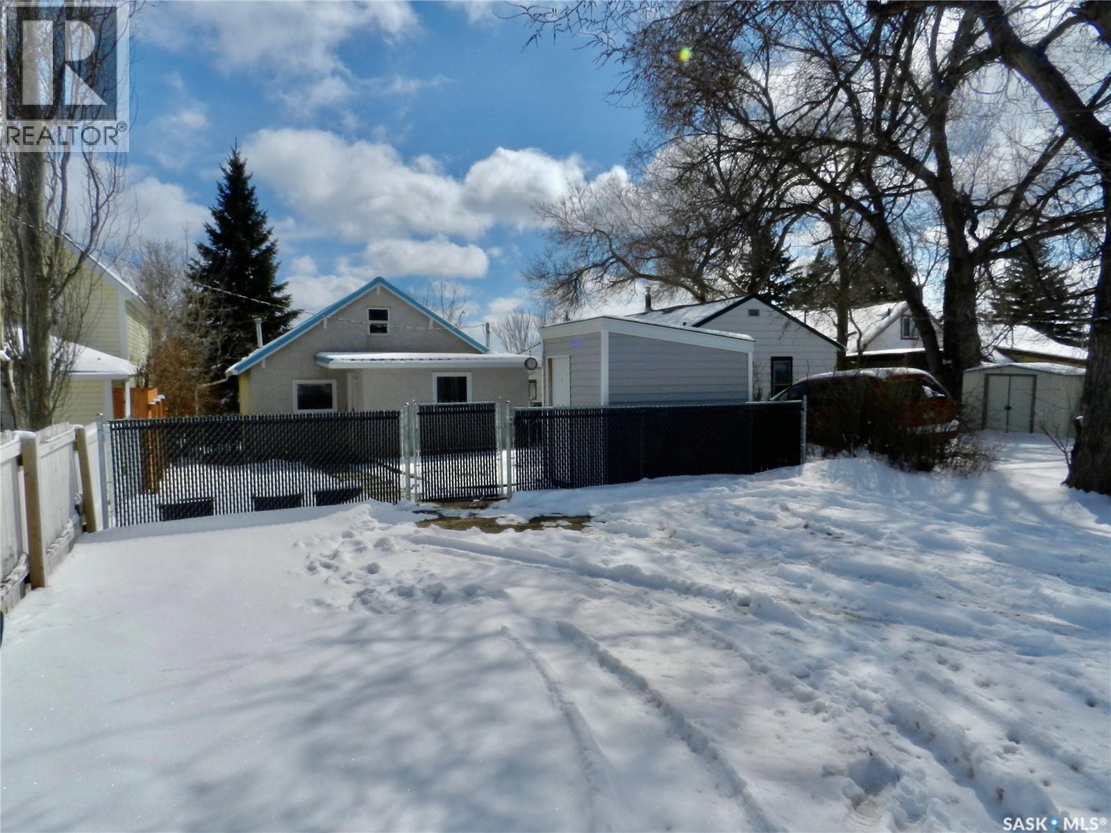 1030 Hochelaga Street W, Moose Jaw, Saskatchewan  S6H 2H9 - Photo 22 - SK033333