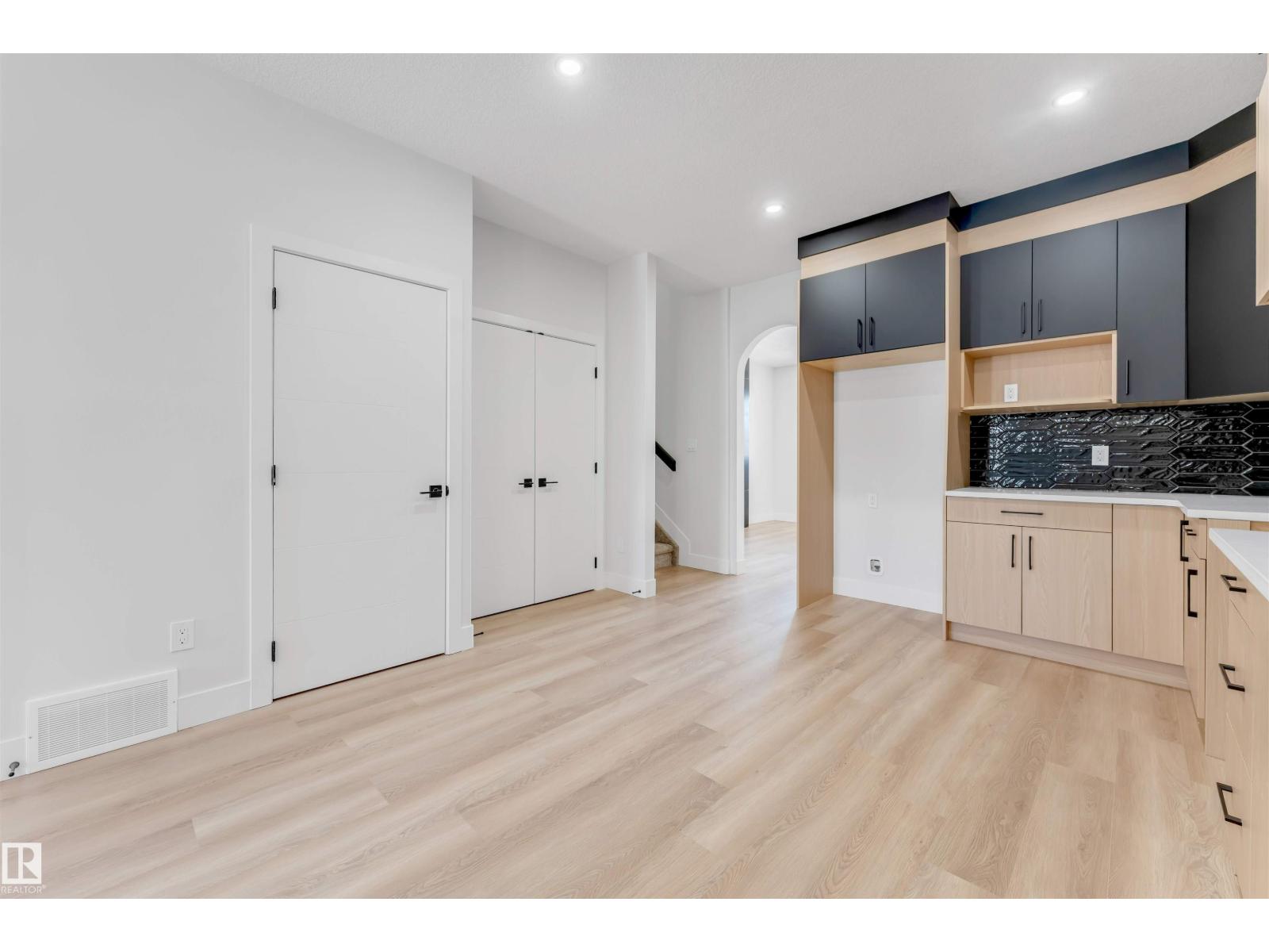 22932 80 Av Nw, Edmonton, Alberta  T5T 7Y1 - Photo 10 - E4483142