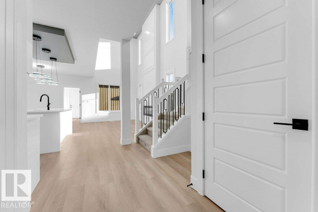 22956 80 Av Nw, Edmonton, Alberta  T5T 7Y1 - Photo 8 - E4483145