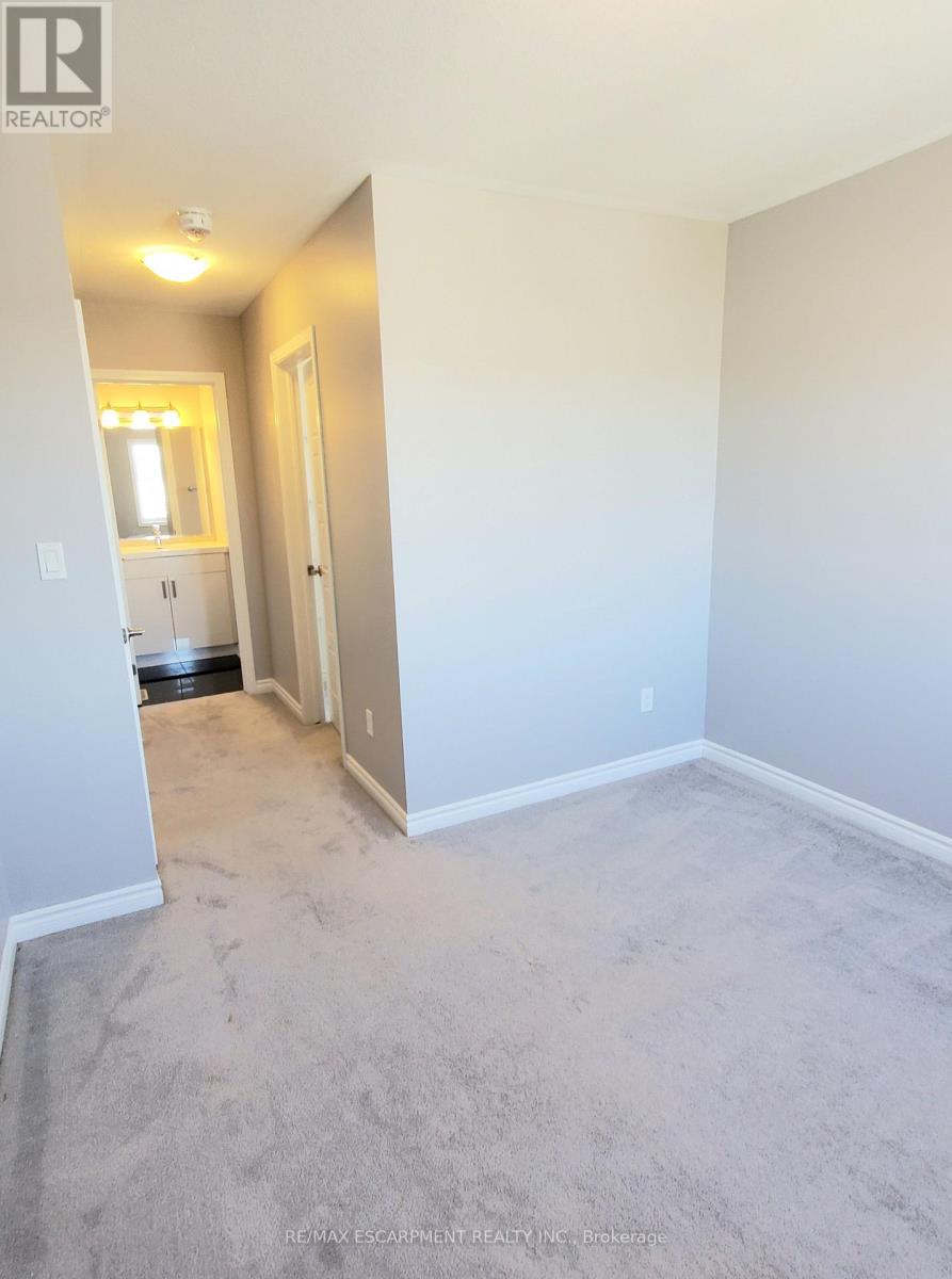 124 Daylily Lane, Kitchener, Ontario  N2R 0L7 - Photo 15 - X13017576