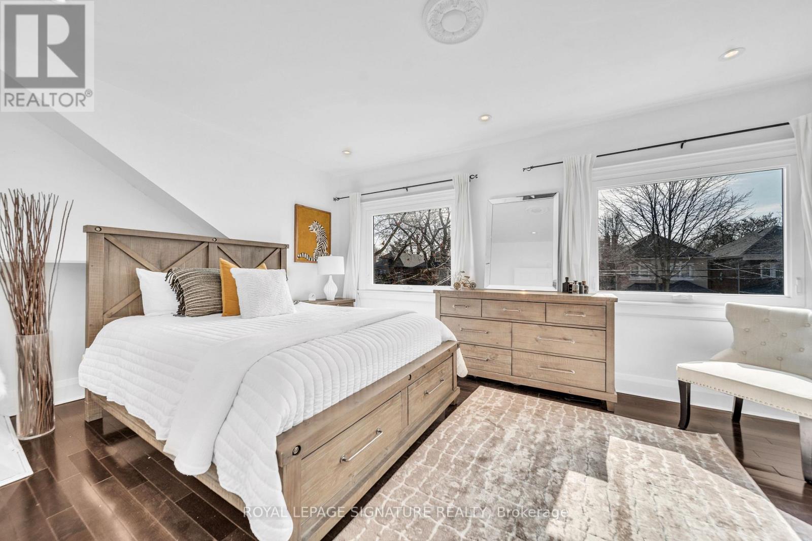 70 Cranbrooke Avenue, Toronto, Ontario  M5M 1M4 - Photo 12 - C12872878