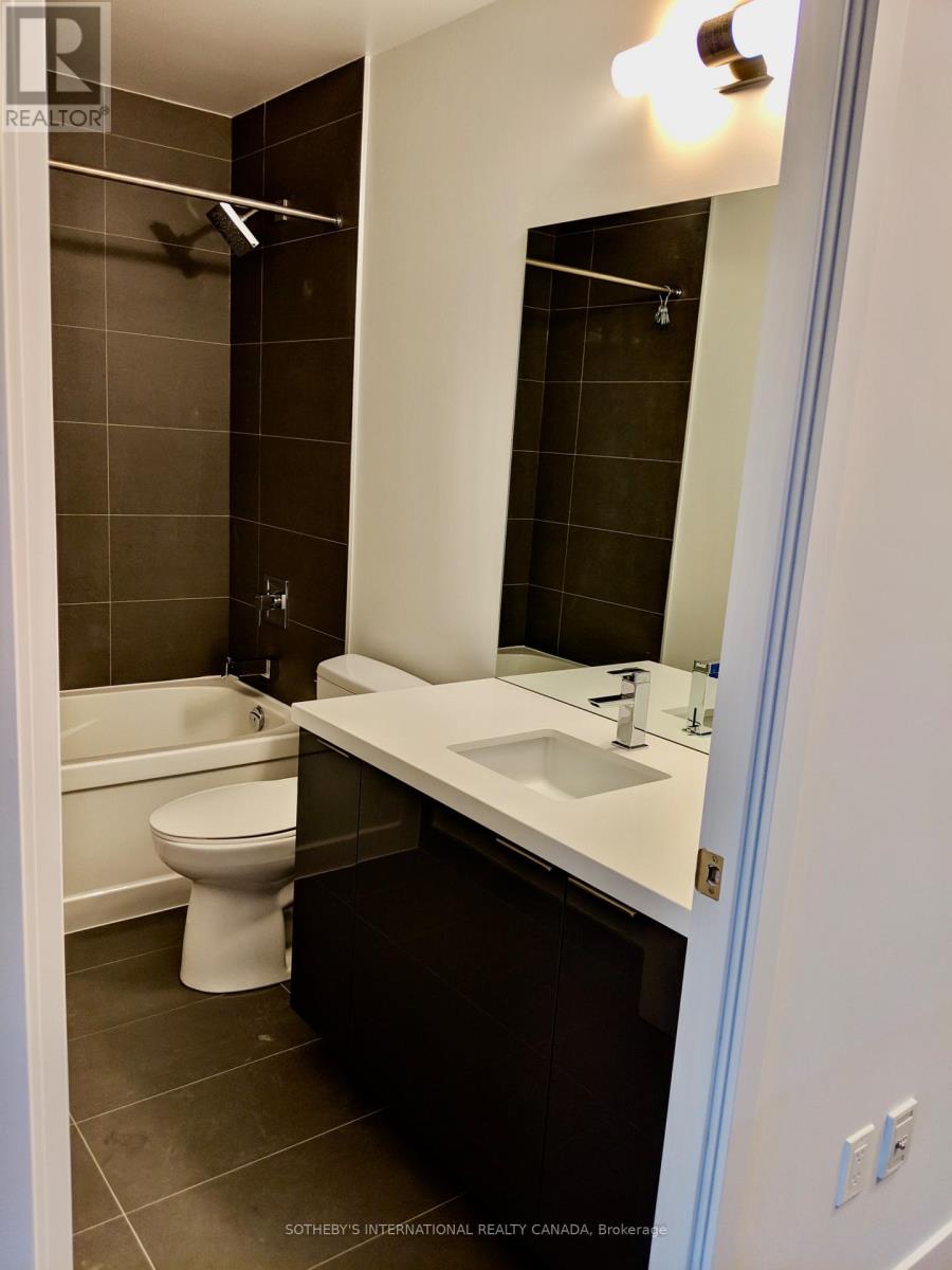 1710 - 8 Eglinton Avenue E, Toronto, Ontario  M4P 0C1 - Photo 10 - C13017584