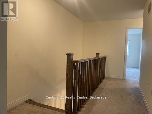 33 Brixham Lane, Brampton, Ontario  L7A 5K2 - Photo 14 - W12858406