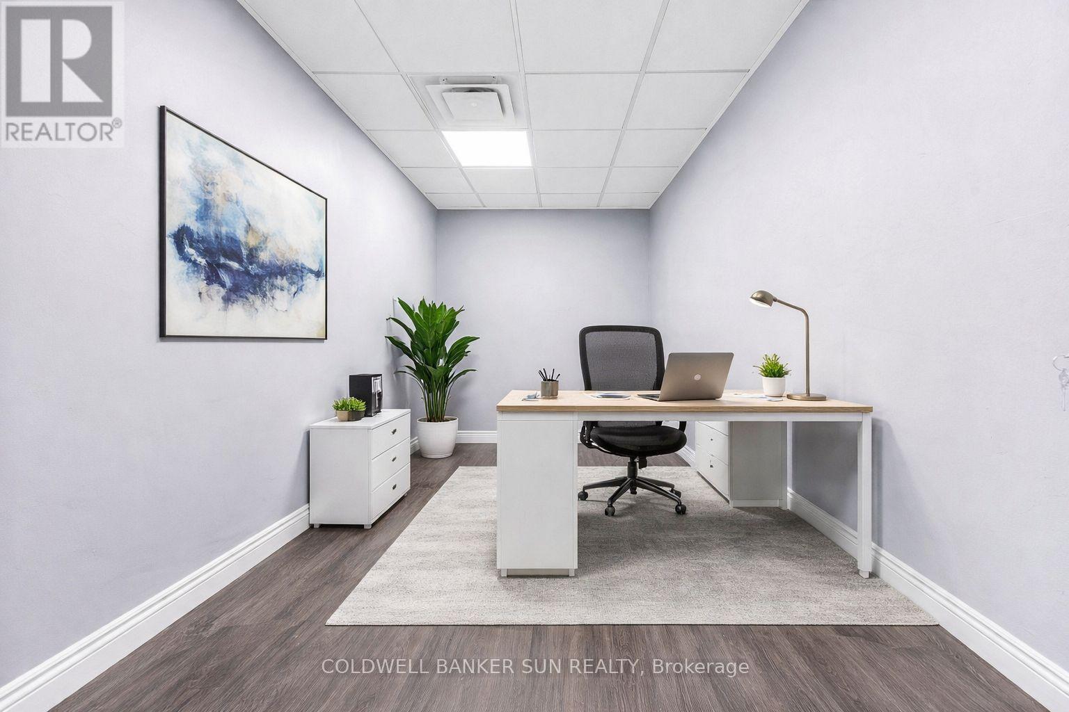 290 Dundas Street, Woodstock, Ontario  N4S 1B2 - Photo 17 - X12864616