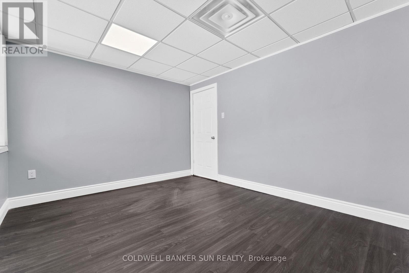 290 Dundas Street, Woodstock, Ontario  N4S 1B2 - Photo 24 - X12864616