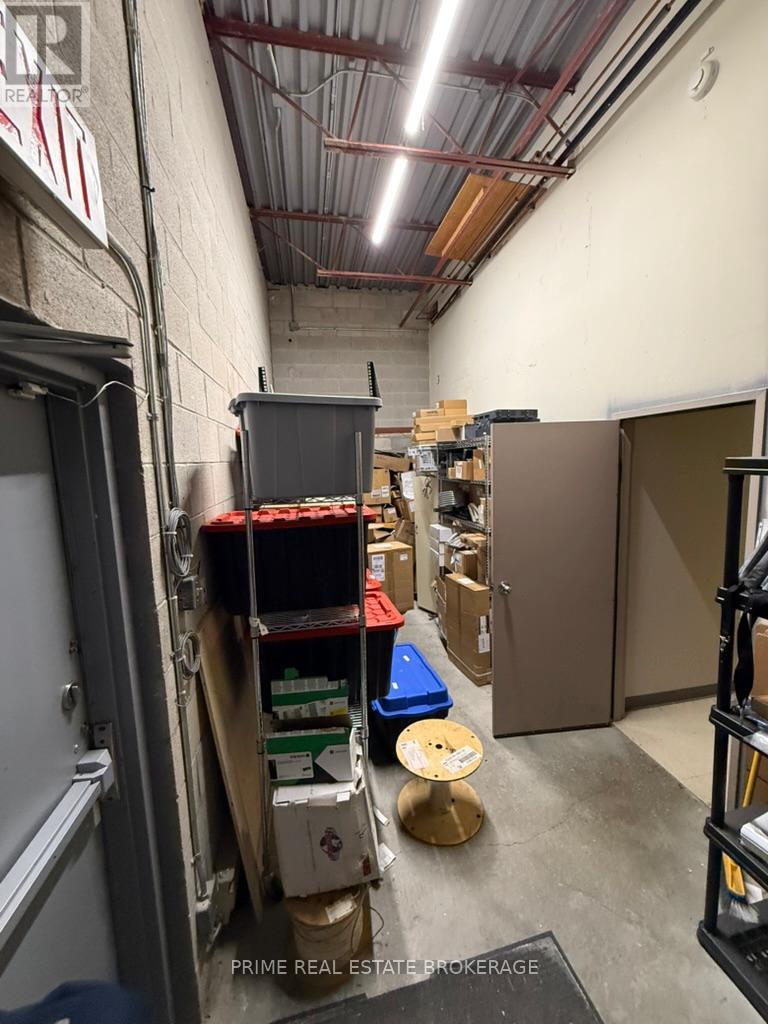 Unit 4 - 647 Wilton Grove, London South, Ontario  N6N 1N7 - Photo 14 - X13001322