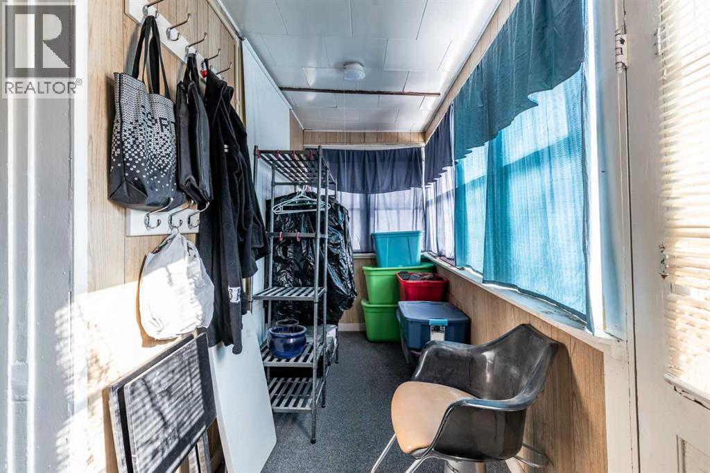 966 Yuill Street SE, Medicine Hat, Alberta  T1A 0Y8 - Photo 5 - A2288003