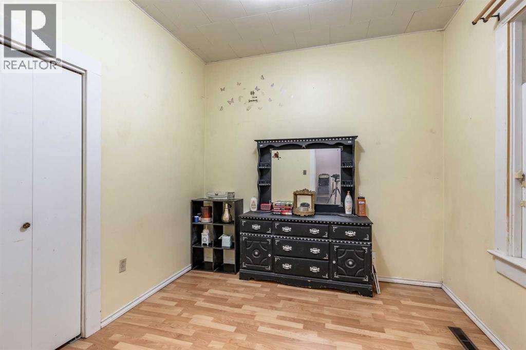 966 Yuill Street SE, Medicine Hat, Alberta  T1A 0Y8 - Photo 8 - A2288003