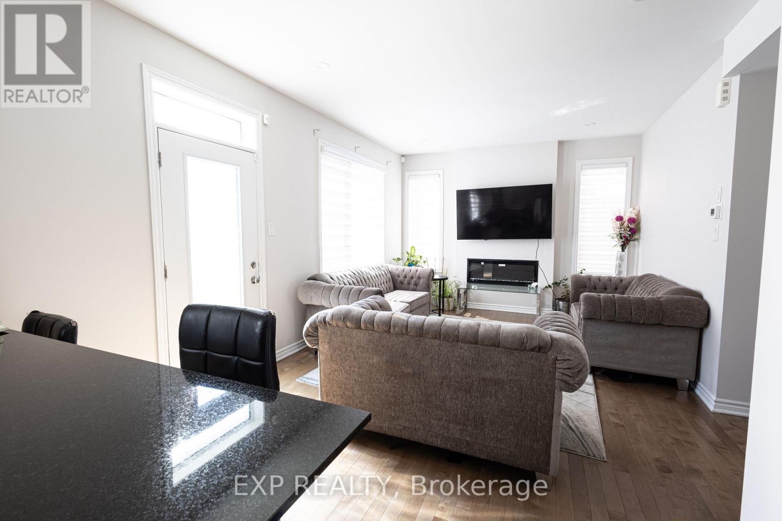 1008 Carden Lane, Ottawa, Ontario  K1W 0N3 - Photo 9 - X13017636